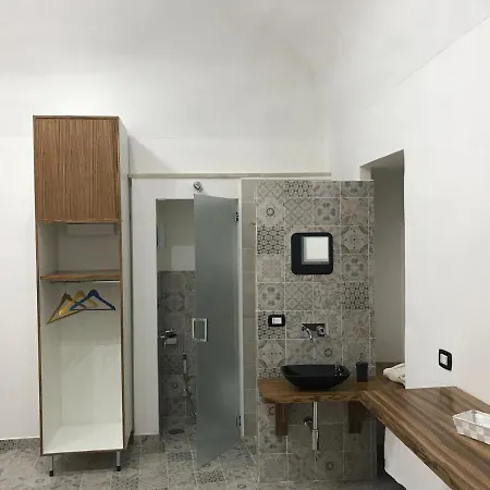 Domus Luis Bed & Breakfast Ercolano