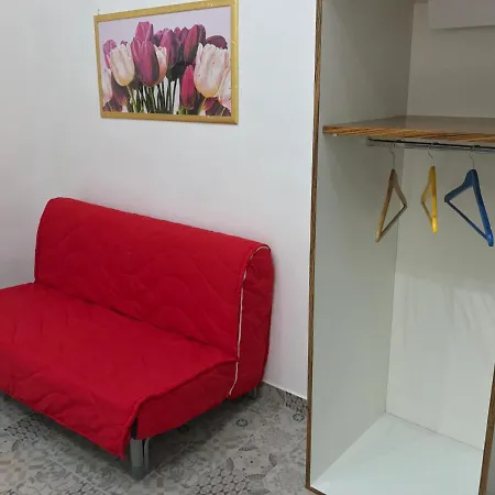 Domus Luis Bed & Breakfast *